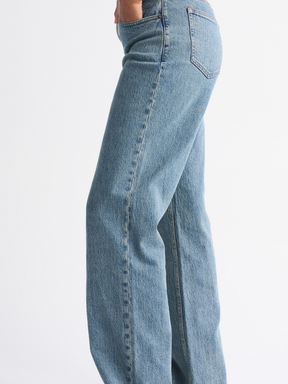 Classic High-Rise Straight Leg Jeans - Light Blue - Picture 5 of 6
